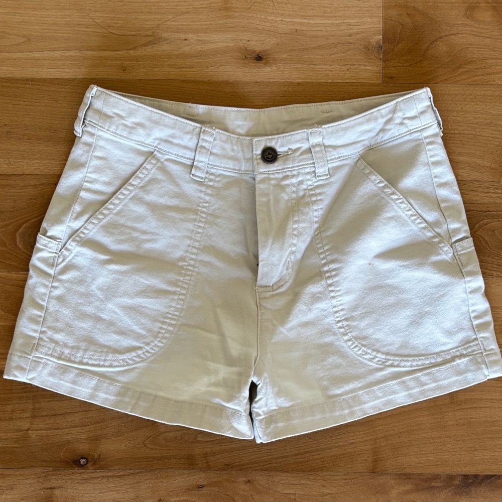 Patagonia Women's Cream short shorts